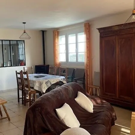 Holiday home Maison A - 6 Personnes, Animaux Admis, Parking, Proche - Fr-1-823-22 Barbatre